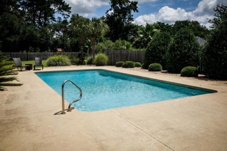 R&eacute;paration de piscine : comment identifier les probl&egrave;mes courants ?