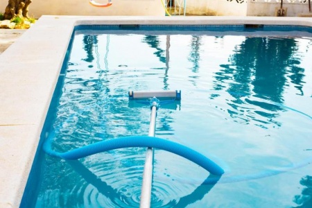 Contrat de maintenance piscine, pourquoi est-ce essentiel ?